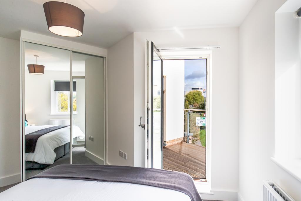 Abodebed Oval View *